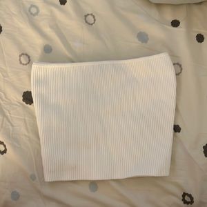 Aritzia Babaton white bandeau top xs